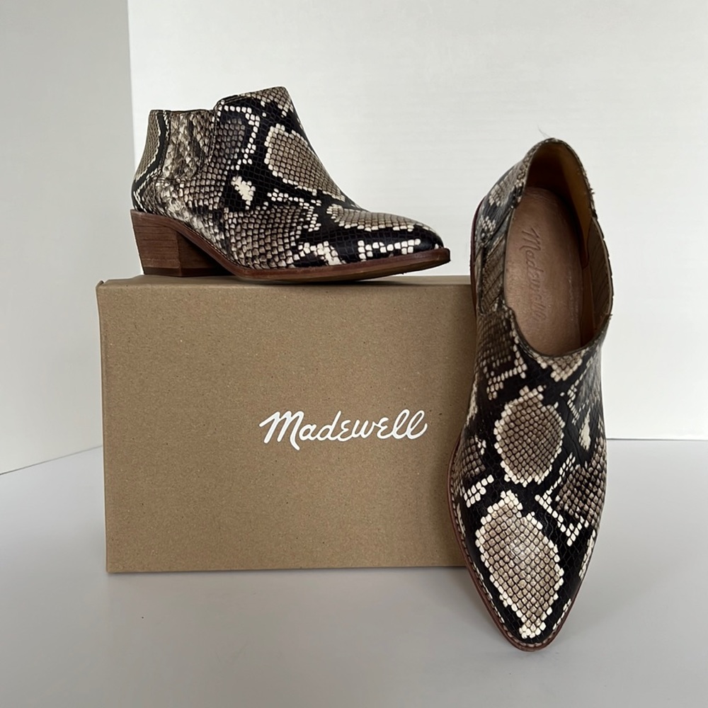 Madewell snakeskin bootie size 6